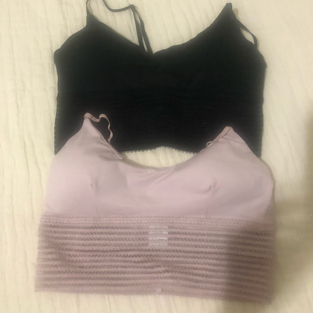2 cute booty lounge sports bras medium brand new